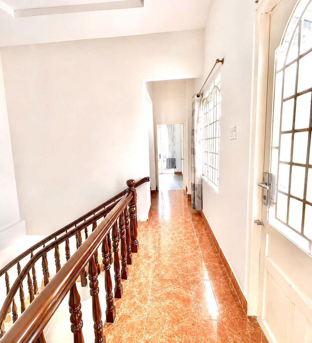 Bán nhà Quận 7 - hẻm 502 Huỳnh Tấn Phát 102m2 2tầng 4PN - Ngang 6m, Xe hơi đỗ cửa, 10tỷ500 16018640
