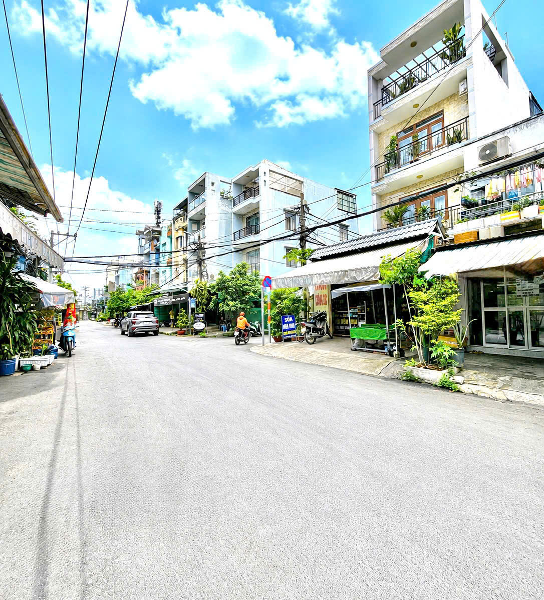 Bán Nhà Quận 7_Nguyễn Văn Quỳ 135m2 + 4Tầng,6PN,Ngang 5M,Đường nhựa 8m,nhỉnh 14tỷ 16018649