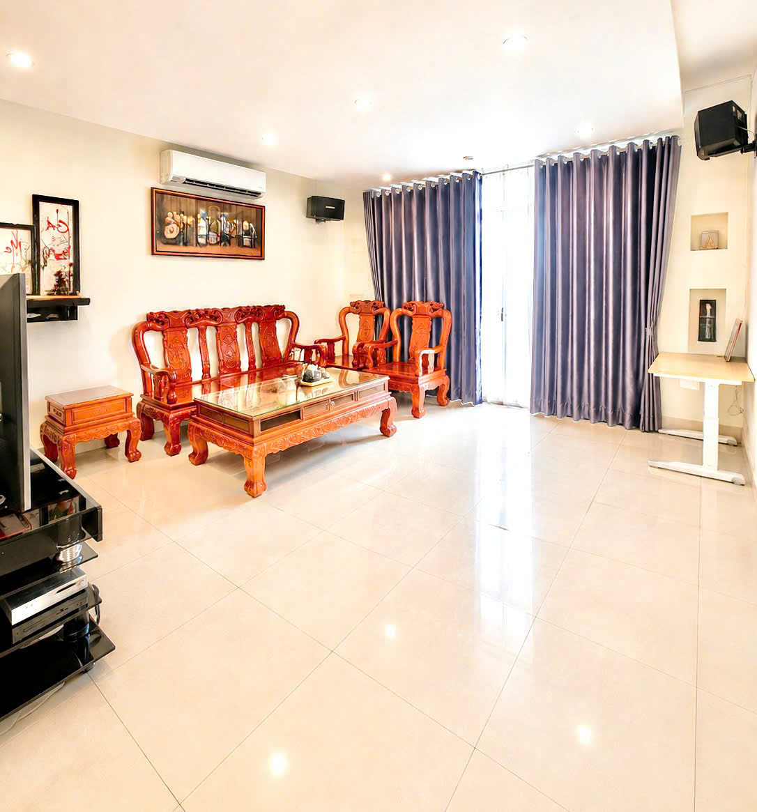 Bán Nhà Quận 7_Nguyễn Văn Quỳ 135m2 + 4Tầng,6PN,Ngang 5M,Đường nhựa 8m,nhỉnh 14tỷ 16018649