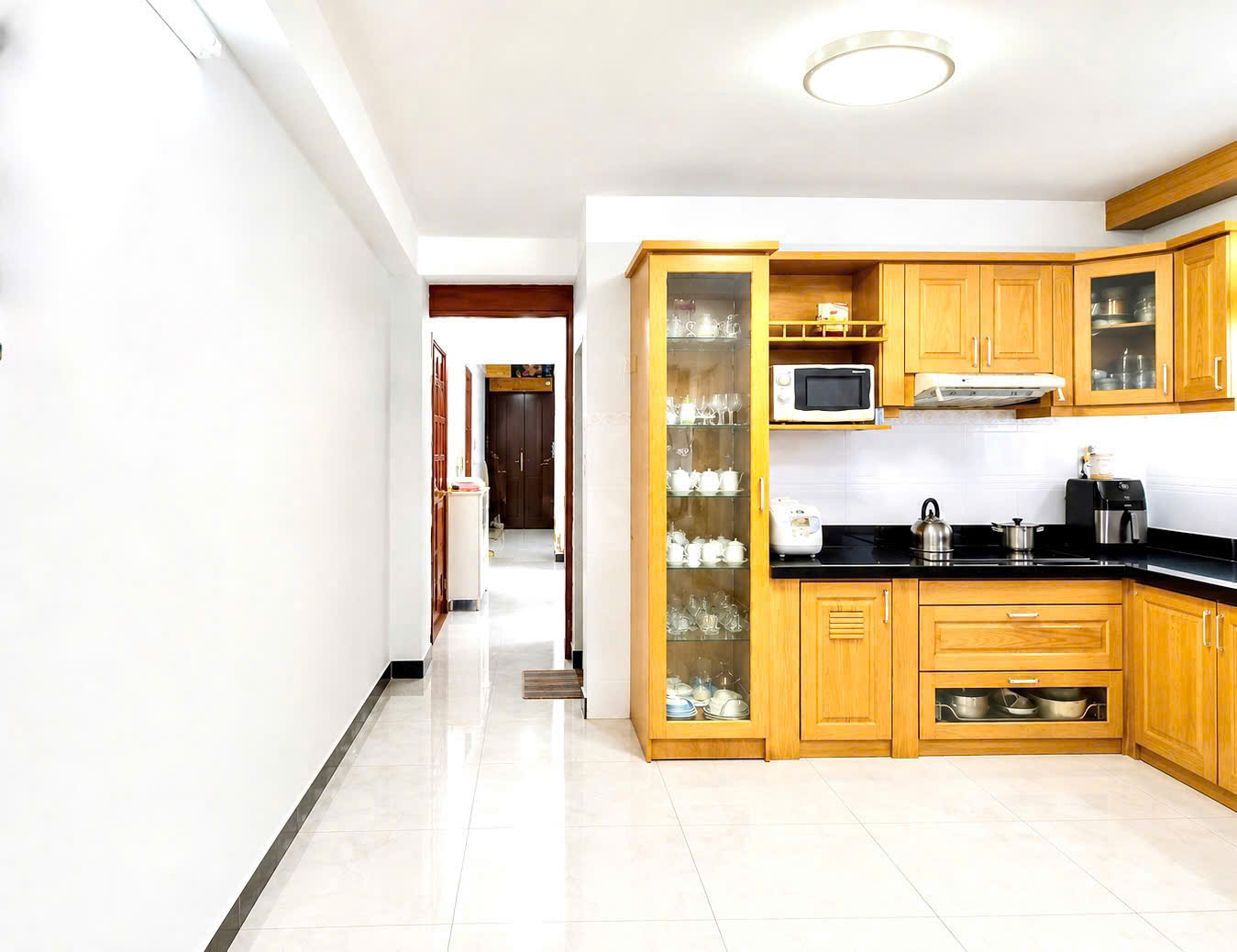 Bán Nhà Quận 7_MTKD đường số 53 98m2 + 2Tầng, Nội thất xịn, Ở ngay, chỉ 13.X tỷ 16018657