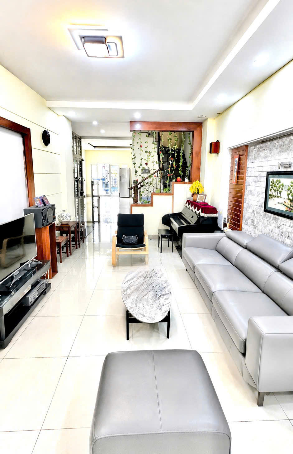 Bán nhà Nguyễn Thị Thập Quận 7, 136m2 nở hậu 5.7m, 4 tầng, gara ô tô, 4PN Master, 18 tỷ 16018664