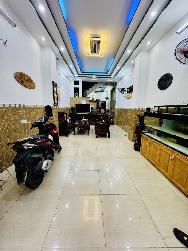 NHÀ 3 TẦNG HẺM Ô TÔ 6M GÒ DẦU TÂN PHÚ 79M2(4x20) SHR GIÁ 10.3 TỶ
 16018683