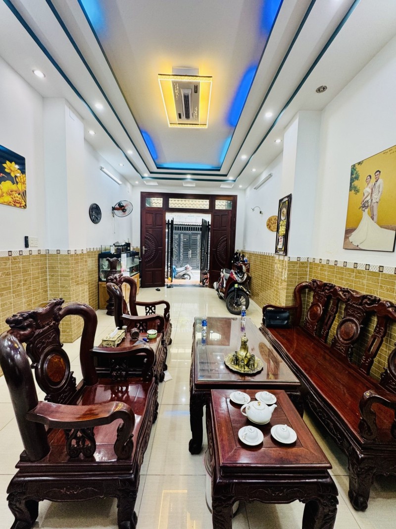 NHÀ 3 TẦNG HẺM Ô TÔ 6M GÒ DẦU TÂN PHÚ 79M2(4x20) SHR GIÁ 10.3 TỶ
 16018683