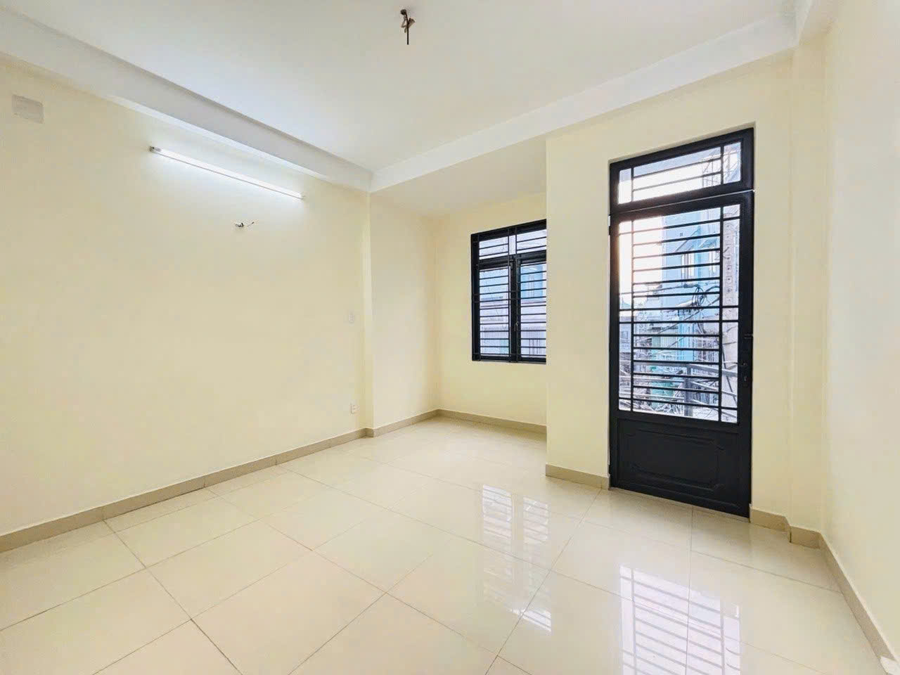 Nhà Thuê Tân Bình - Lạc Long Quân - 4PN - Hẻm Xe Hơi - 15 Triệu 16018686