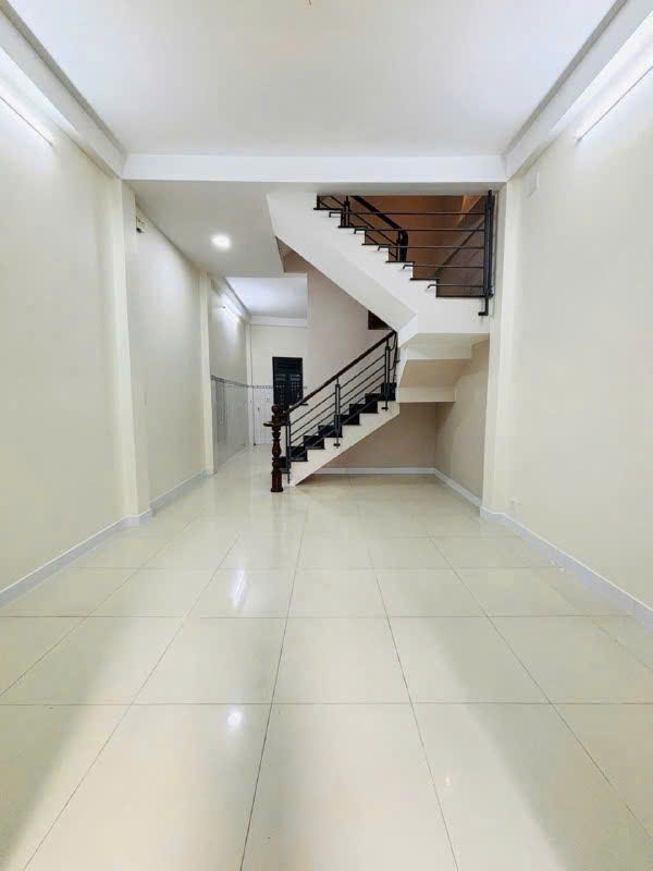 Nhà Thuê Tân Bình - Lạc Long Quân - 4PN - Hẻm Xe Hơi - 15 Triệu 16018686