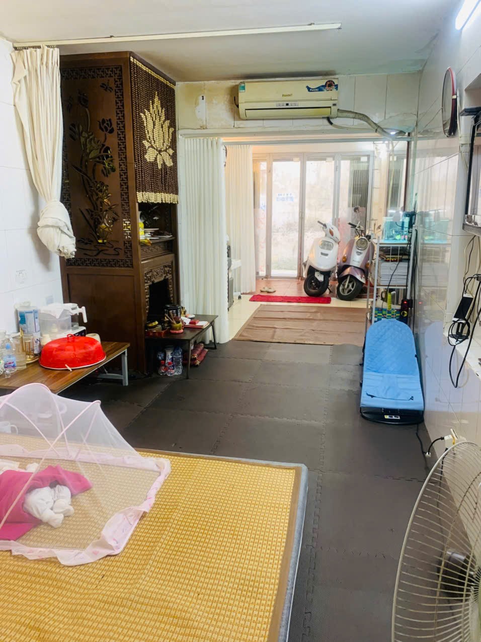 NHÀ CHÍNH CHỦ- GIÁ ƯU ĐÃI Cần bán căn nhà ống 2 phòng thông nhau tại quận Long Biên , HN 16018731