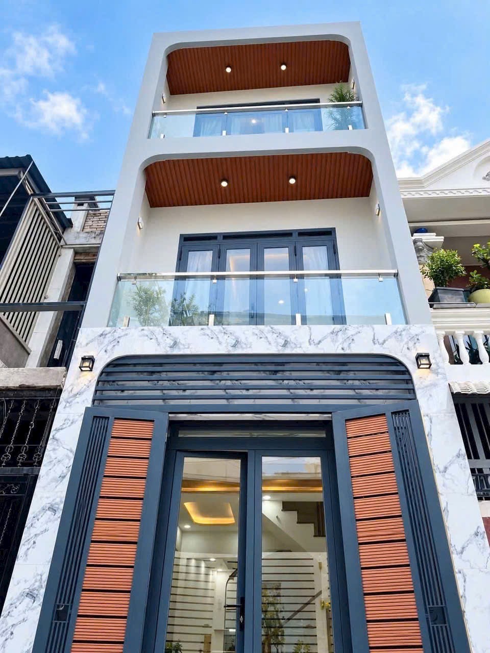 NHÀ ĐẸP 5 TẦNG NGAY TRUNG TÂM THỦ ĐỨC - PHÁP LÝ CHUẨN - HẺM XE HƠI- GIÁ CHỈ HƠN 6 TỶ 16018769