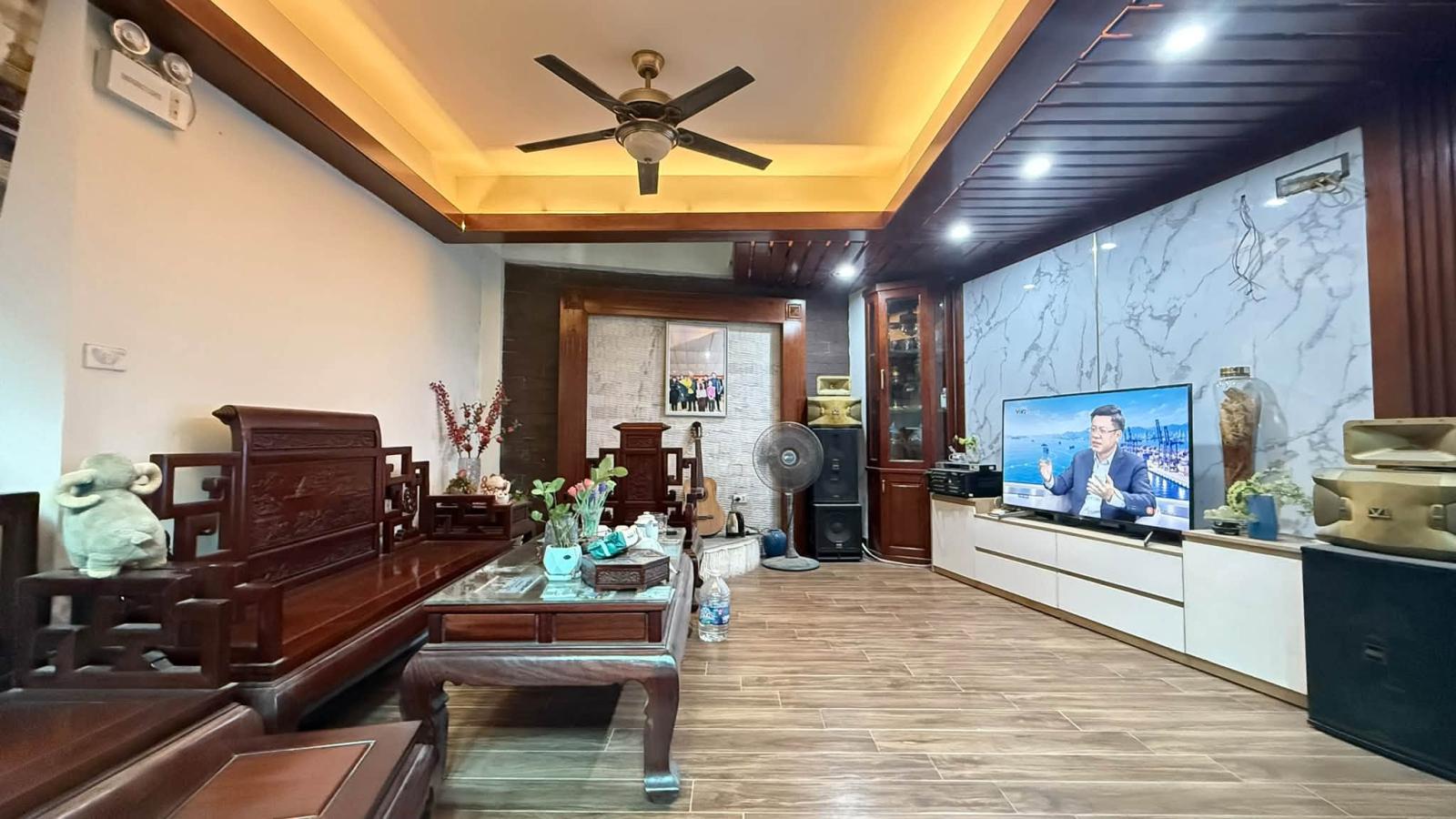 Bán nhà Hương Viên, 60m2, 4 tầng, mặt tiền 4.5m, 22.5 tỉ, ngõ rộng xe máy quay đầu, kinh doanh 16018789
