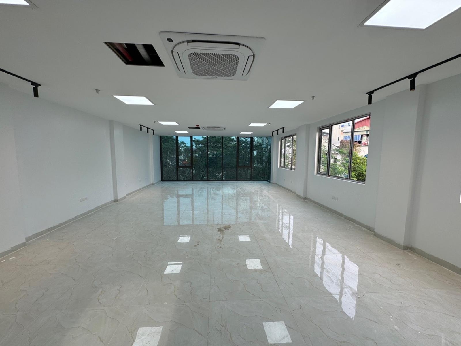 Tòa văn Phòng Cổ Linh 38 tỷ 100m mặt tiền 7m Long Biên 16018839