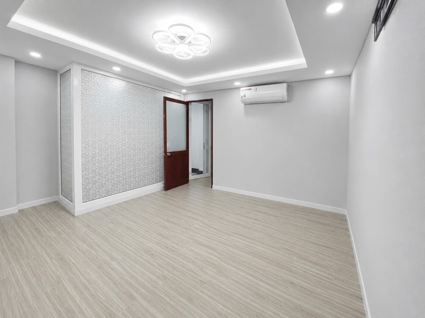 Bán nhà mặt tiền Mai Văn Vĩnh, 5x29m, sẳn dòng tiền 25Tr/T, gần Nguyễn Thị Thập, 17.5 tỷ 16018840