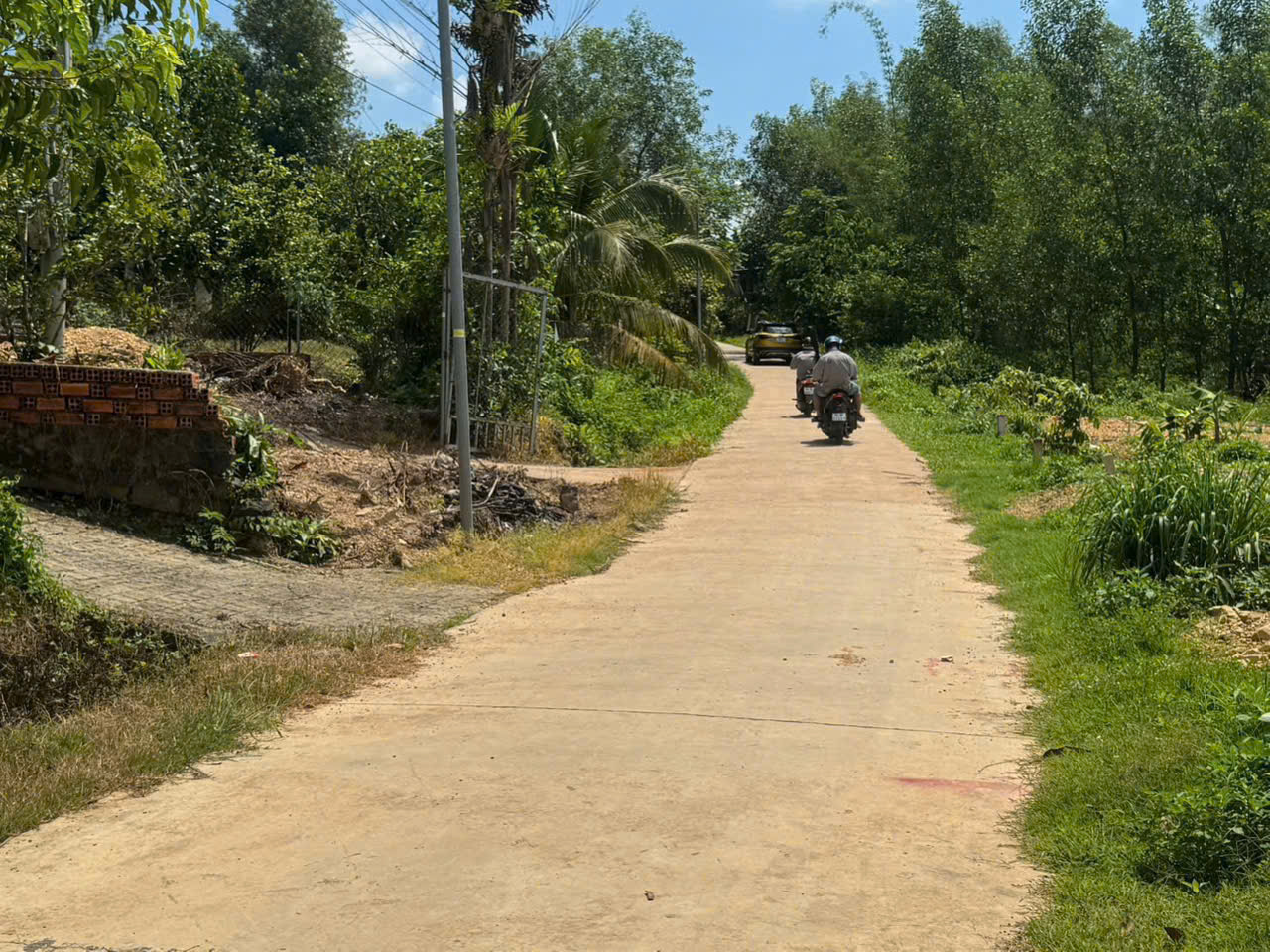 Bán 5 lô đất liền kề Phú Ngọc, Định Quán, 178m2-lô, cách Quốc lộ 20 chỉ 200m, giá 450 triệu 16018846