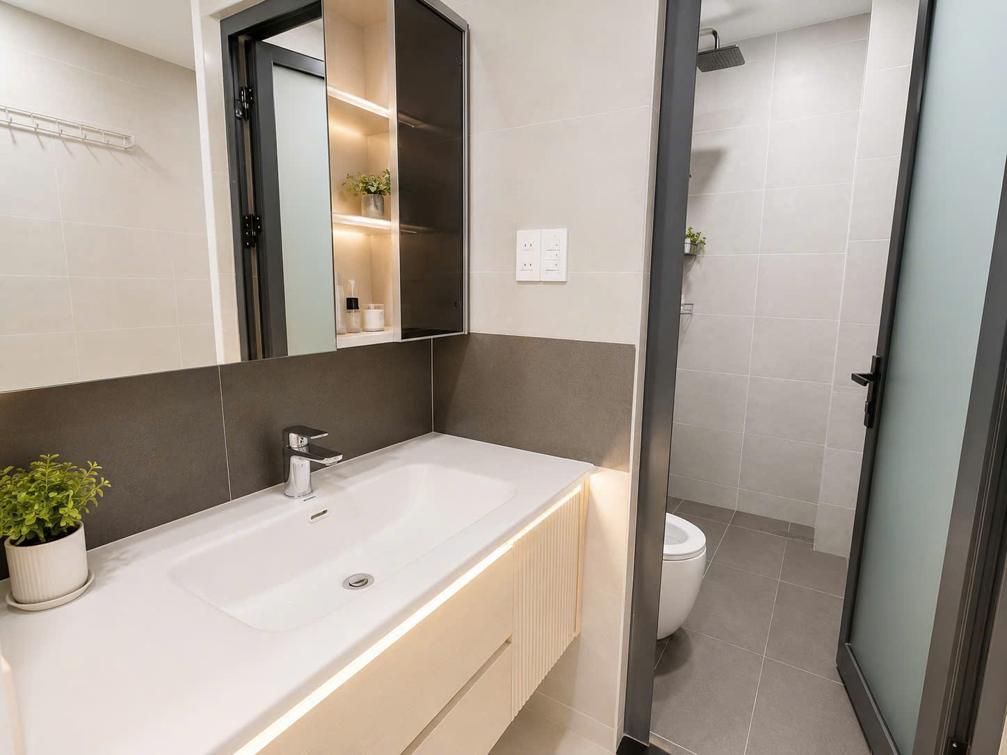 Nhà đẹp 4 tầng, Khu phân lô đồng bộ, 5x18m, Ngay Eco Green Quận 7, 4PN rộng, giá 18,85 tỷ 16018853