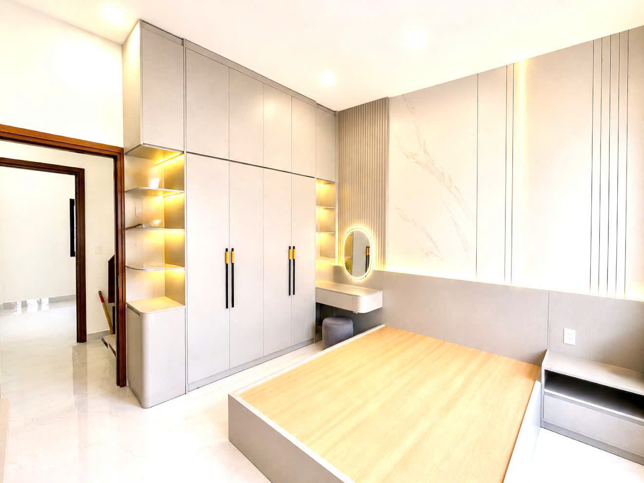 Quận 7 - Ngay Đại học Marketing - 4.65 tỷ - Nhà mới 2 tầng 30m2 - 30m ra Mặt Tiền 16018856