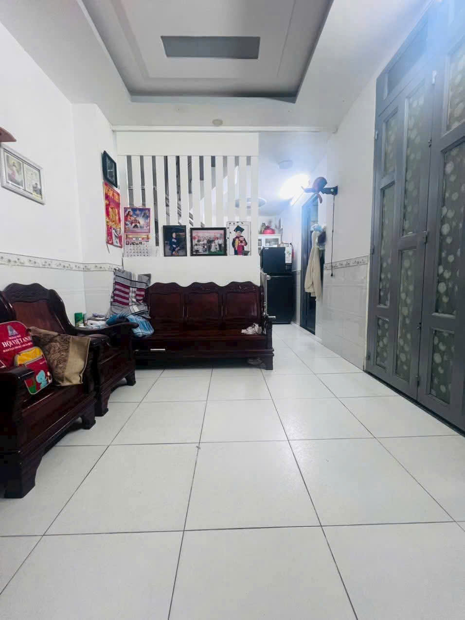 Bán nhà 3 tầng, 4 phòng ngủ, giá 2,55 tỷ - Cách hẻm xe hơi 1942 Huỳnh Tấn Phát chỉ 10m 16018859