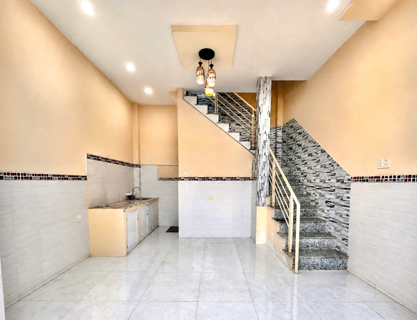 3 tỷ 450 - Nhà 3 tầng - BÙI VĂN BA 23m2 2PN rộng- SHR - 80m ra Mặt Tiền 16018869