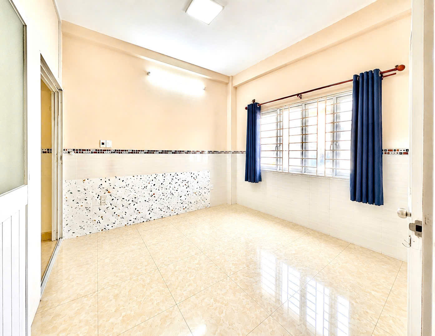 3 tỷ 450 - Nhà 3 tầng - BÙI VĂN BA 23m2 2PN rộng- SHR - 80m ra Mặt Tiền 16018869