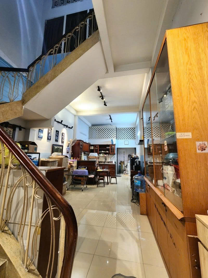 Bán nhà Mặt tiền Độc Lập - ngay Tân Sơn Nhì, DT: 4x18m, 3 Tầng - 4PN, giá 15.5 tỷ. 16018895