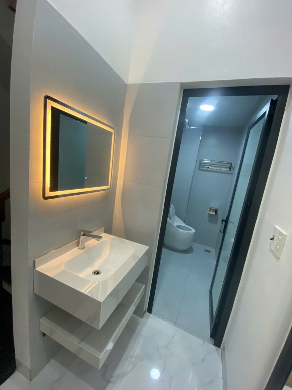Nhà Đẹp- Giá Tốt BÁN NHANH CĂN NHÀ 3,6XX TỶ – Ô TÔ ĐỖ CỬA, 4 TẦNG ĐẸP SẴN, GẦN PHỐ ẨM THỰC TUỆ TĨNH! 16018959