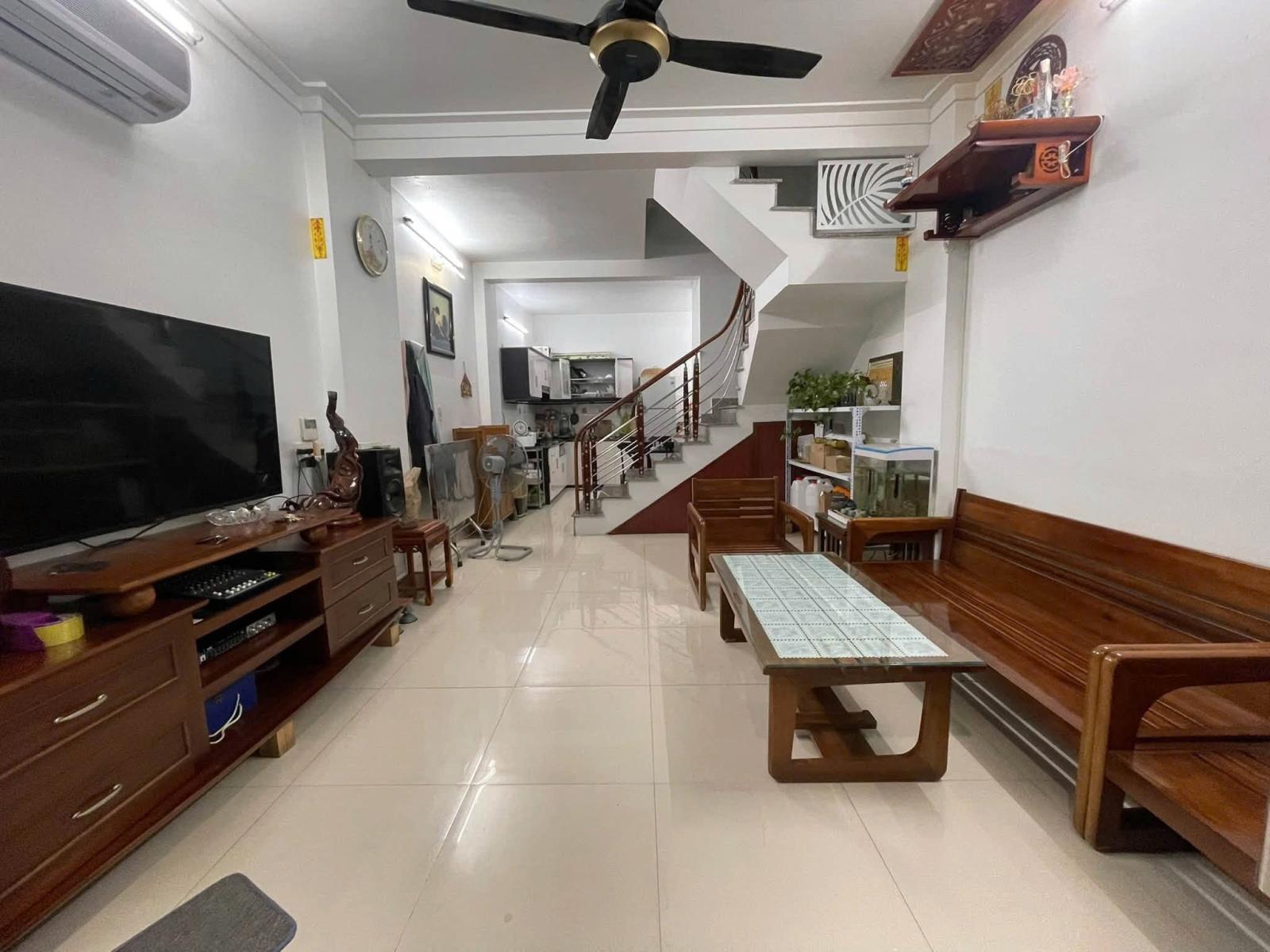 Chính chủ bán nhà Lãm Hà, Kiến An, Hải Phòng, 36m2, 2 tầng full nội thất, ô tô đỗ cửa, giá 1,2 tỷ 16019011