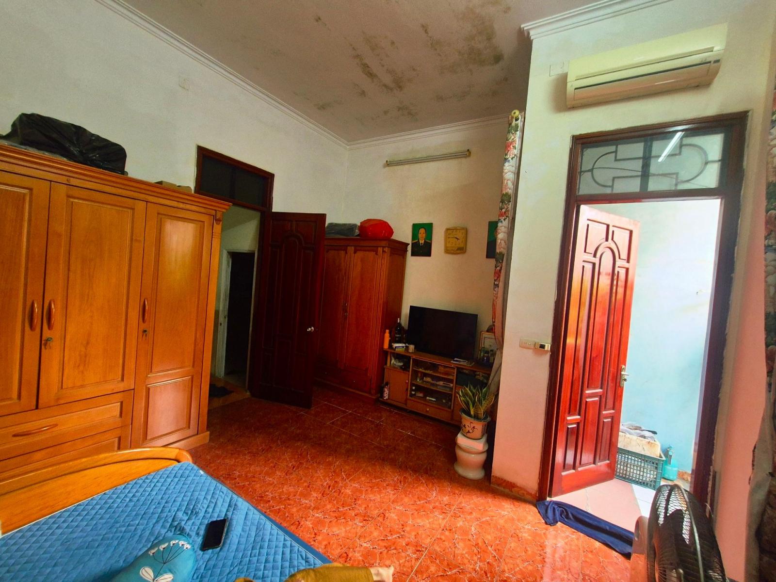 Cho Thuê nhà Nguyên Căn Gia Thụy Nguyễn Sơn 56m 3 tầng 3 ngủ full NT 10,5tr/ tháng 16019036