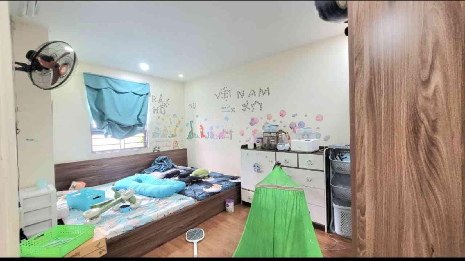 Cho Thuê nhà Nguyên Căn Gia Thụy Nguyễn Sơn 56m 3 tầng 3 ngủ full NT 10,5tr/ tháng 16019036