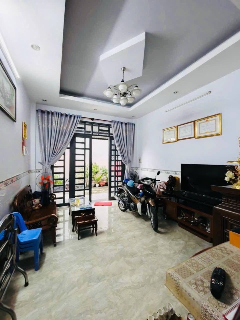 Bán nhà Gò Vấp, hẻm xe hơi Nguyễn Văn Lượng gần Lottemart, 60M2, 3Pn, gấp bán 4.9 tỷ TL,quá ngon. 16019049