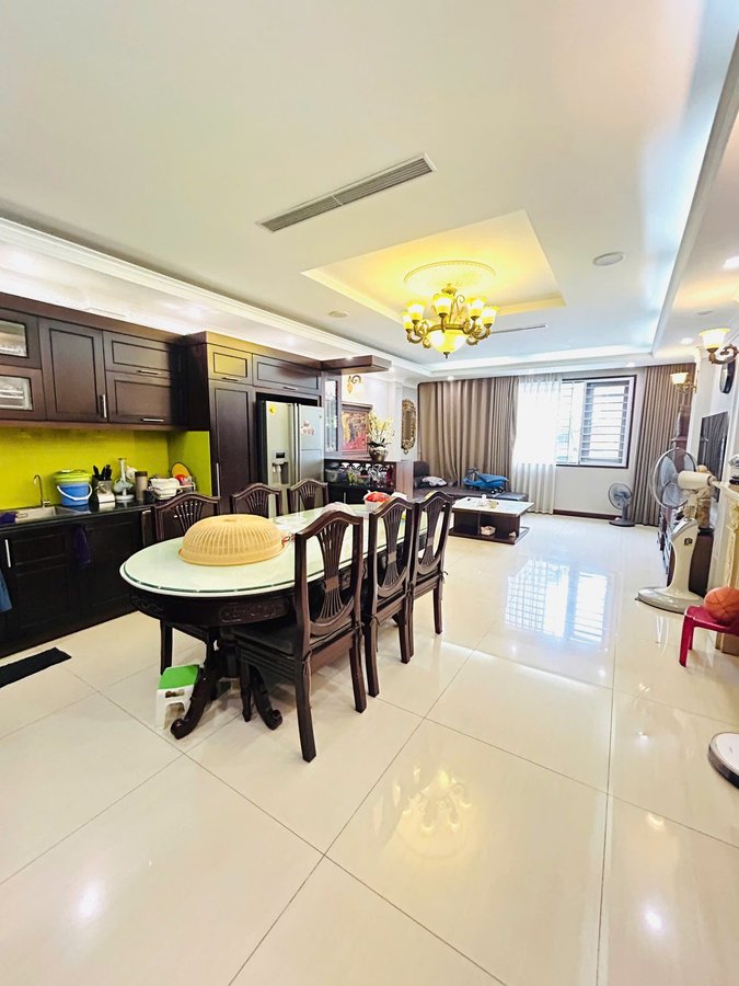 Bán Nhà Mặt Phố Âu Cơ. Tây Hồ. 7 Tầng Thang Máy. Ô Tô. DT 65m2. MT 5.2m. Giá 46.6 Tỷ 16019071