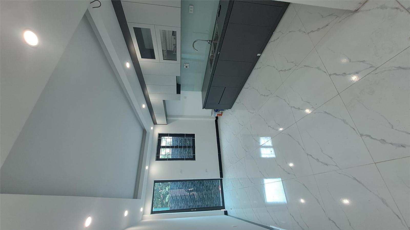 Bán nhà Vĩnh Trung, 40m² x 5 tầng, mới koong, giá chào 5 tỷ 16019158