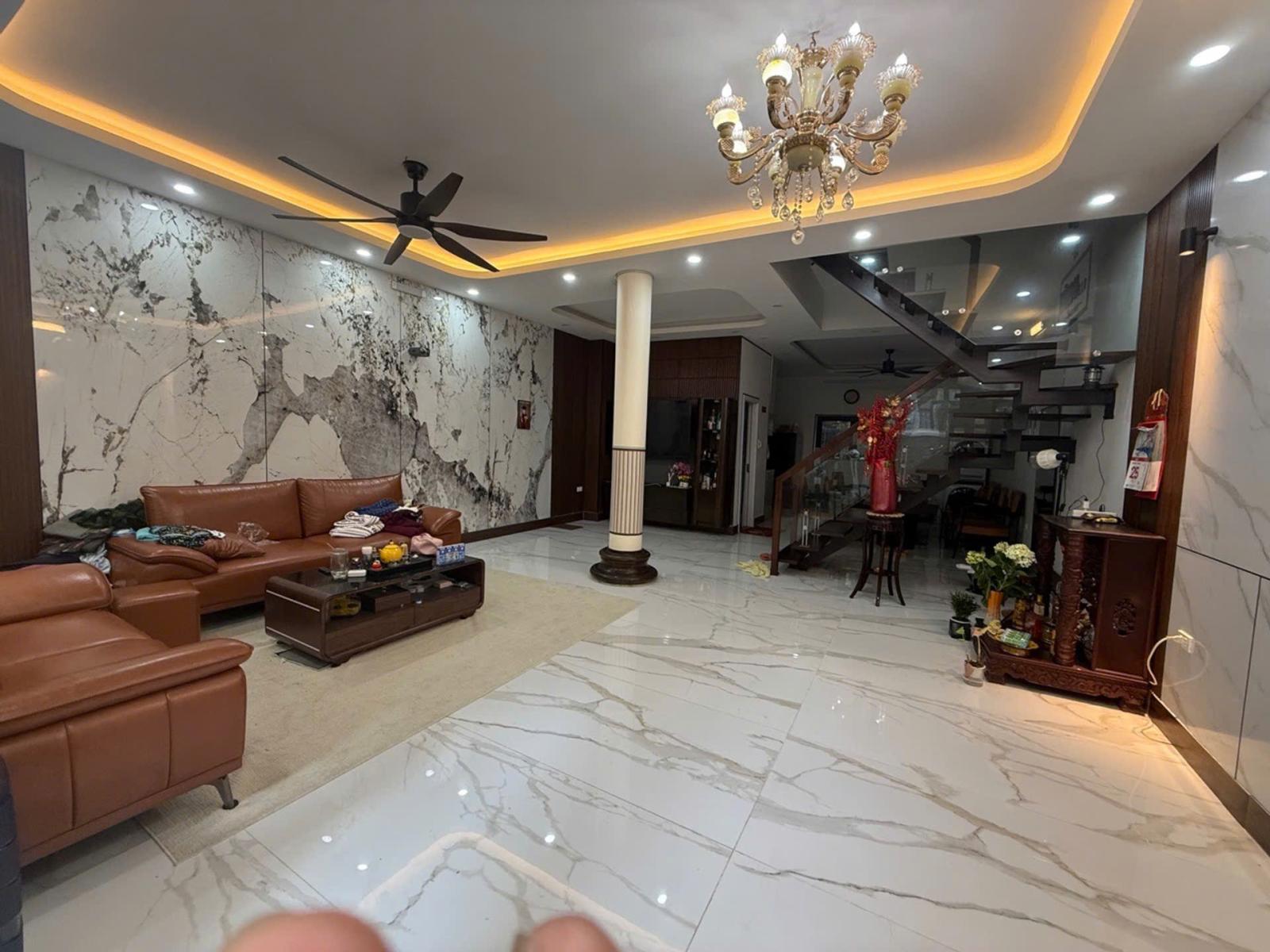 BÁN NHÀ PHỐ CHÙA HÀ – CẦU GIẤY – MẶT TIỀN 6,2M – VỊ TRÍ VÀNG, TIỀM NĂNG KHAI THÁC APARTMENT! 16019206