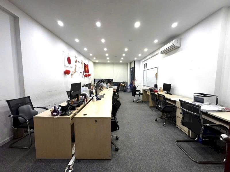 Bán nhà Mặt tiền Sầm Sơn - giao  Phan Thúc Duyện, 5x25m, 5 Tầng - 7 PN,  chỉ  25 tỷ. 16019277