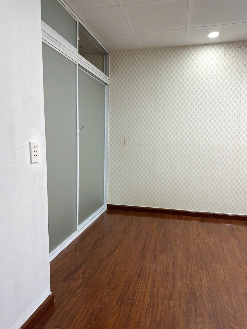 Nhà 3 tầng vài bước ra mặt tiền Hưng Phú P9Q8 (P.Chánh Hưng). Giá: 2.65 tỷ 16019371