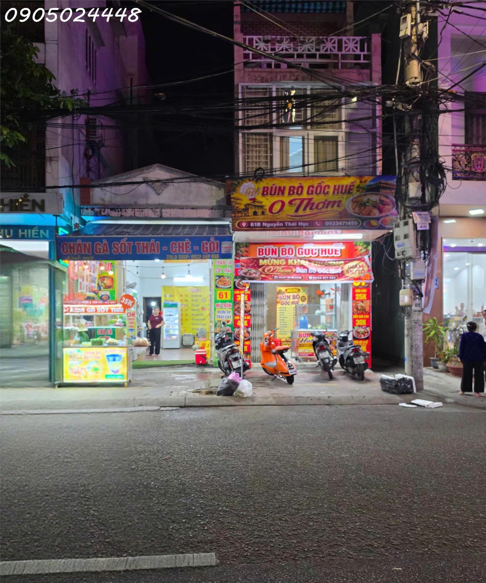 Chính chủ bán nhà 2 MT đường Nguyễn Thái Học, P Quy Nhơn. DT 83.5m2, giá 10.2 tỷ 16019391