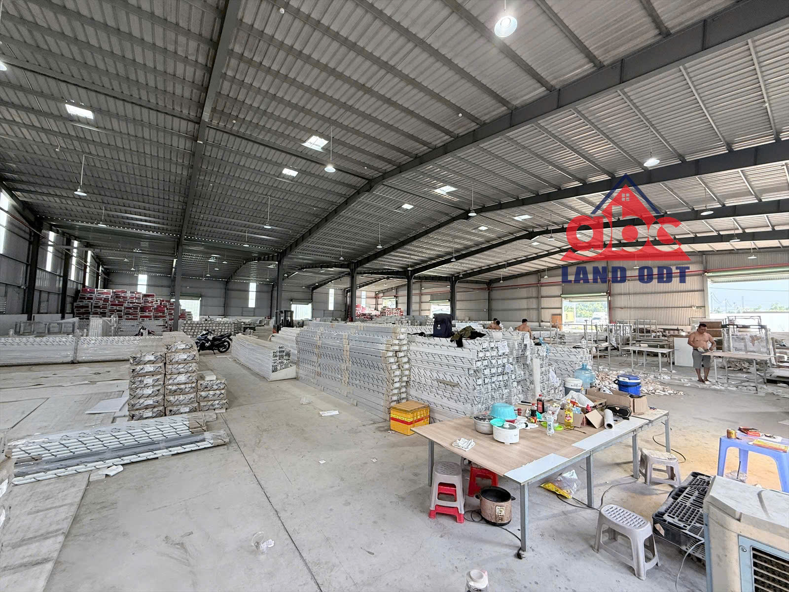 XT252 cho thuê xưởng sản xuất linh hoạt thời gian thuê, ưu tiên CNC, Kho chứa hàng 16019400