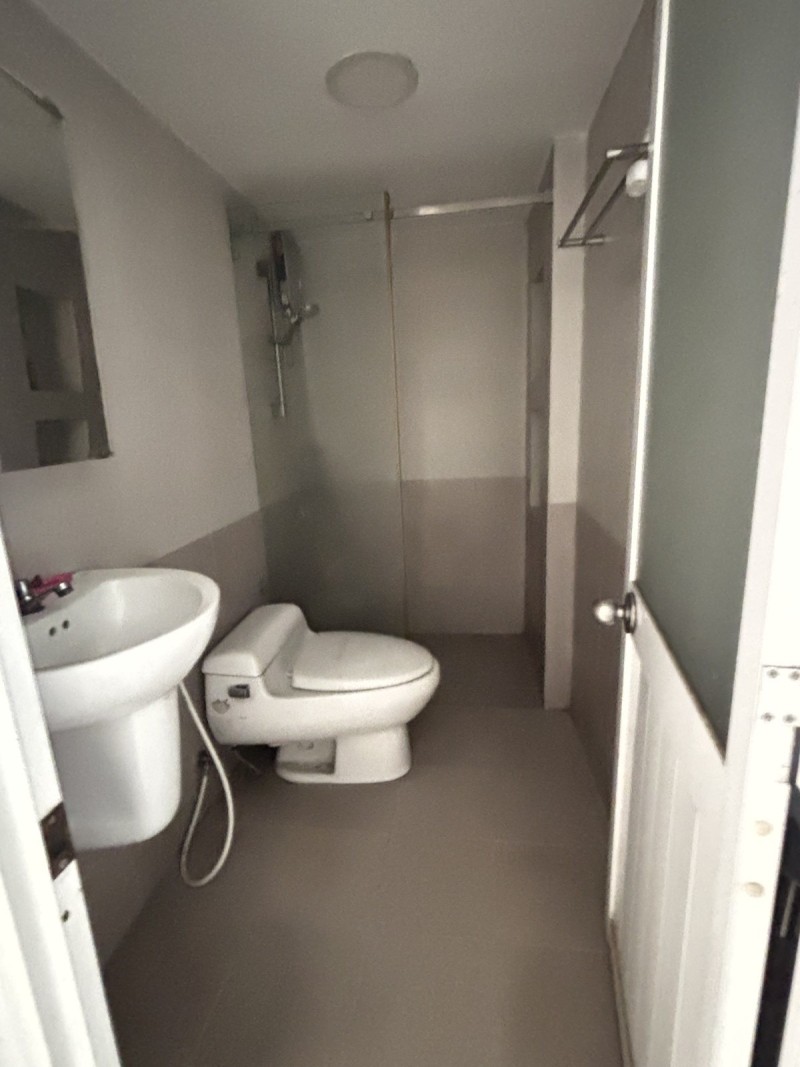 Bán nhà 105m2, 2 tầng,  Xa Lộ Hà Nội, Hiệp Phú, Q9, Thủ Đức, TP HCM. sổ đỏ chính chủ, giá 6.28 tỷ. 16019424