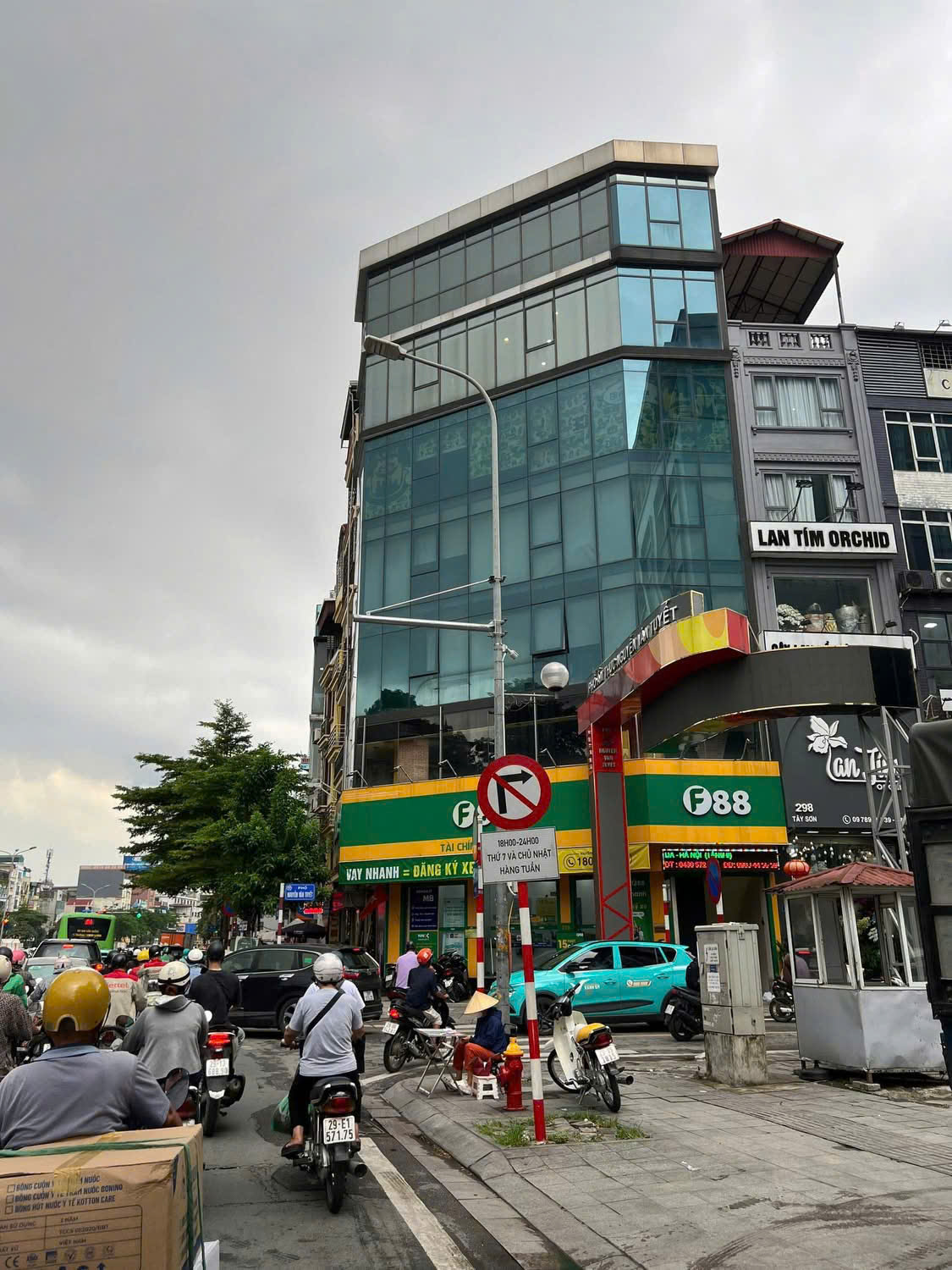 CHÍNH CHỦ CẦN CHO THUÊ VĂN PHÒNG  SPA SHOWROOM TẠI TRUNG TÂM ĐỐNG ĐA – TẦNG 4 - 298 TÂY SƠN HÀ NỘI 16019427