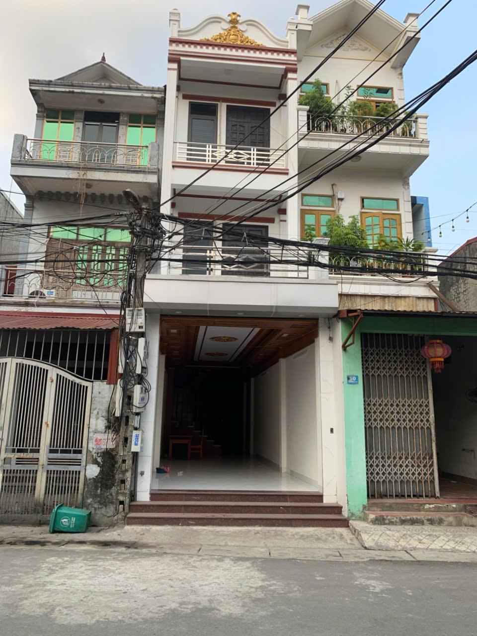 CHO THUÊ NHÀ NGUYÊN CĂN TẠI NINH BÌNH Nhà nguyên căn gồm 6 phòng ngủ VÀ Căn nhà gồm 3 phòng ngủ 16019428