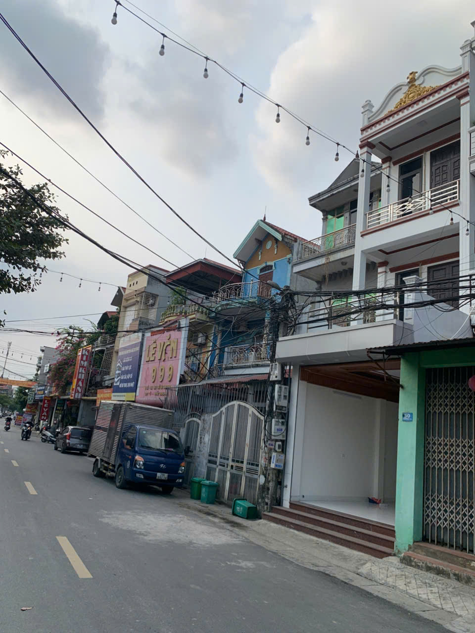 CHO THUÊ NHÀ NGUYÊN CĂN TẠI NINH BÌNH Nhà nguyên căn gồm 6 phòng ngủ VÀ Căn nhà gồm 3 phòng ngủ 16019428