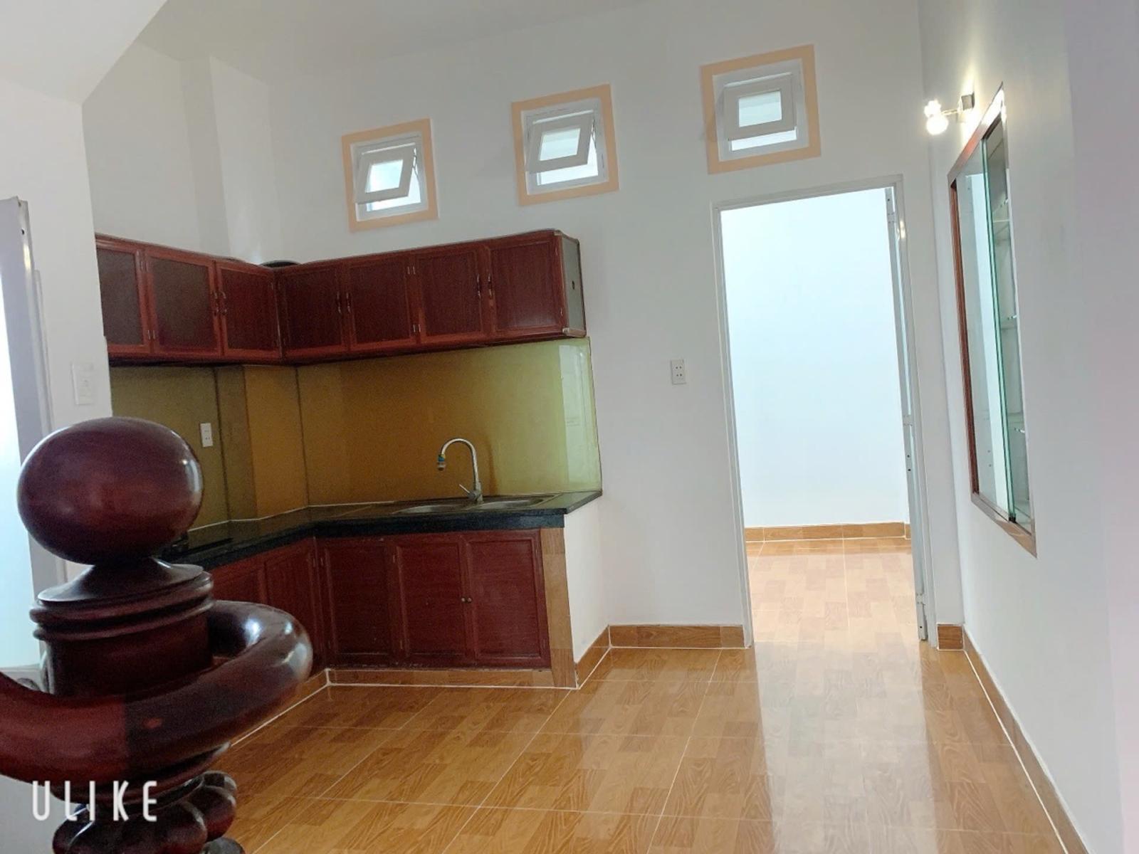 Bán GẤP nhà 2 tầng ngang lớn ~7m gần mặt tiền Hà Huy Giáp, 6.9x13m, 2T, 3PN chỉ 4.95 Tỷ TL 16019442