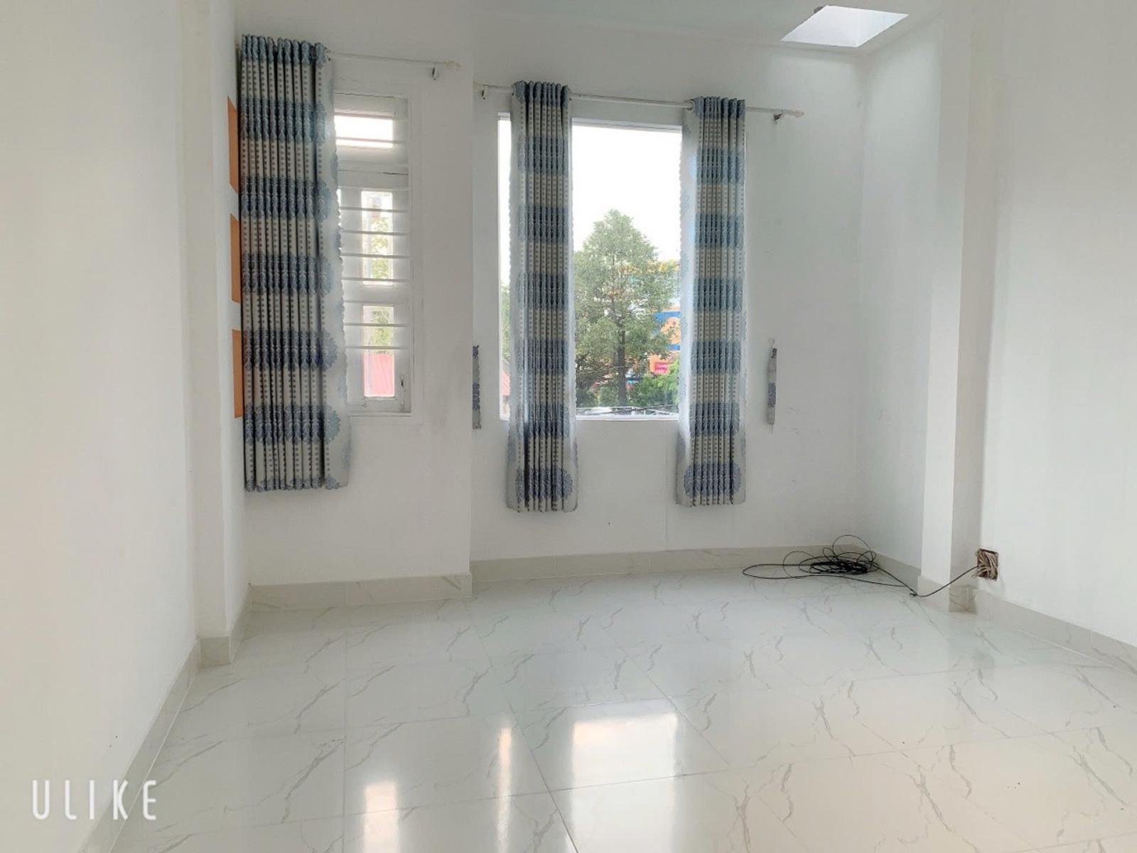 Bán GẤP nhà 2 tầng ngang lớn ~7m gần mặt tiền Hà Huy Giáp, 6.9x13m, 2T, 3PN chỉ 4.95 Tỷ TL 16019442