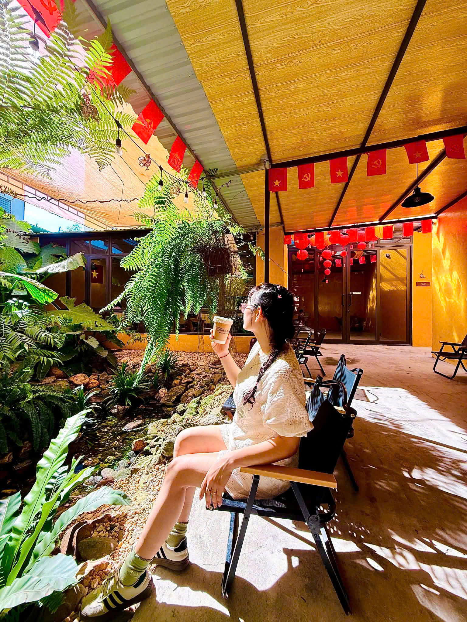 SANG NHƯỢNG QUÁN CAFE ĐANG HOẠT ĐỘNG TẠI TP VINH – NGHỆ AN 16019451