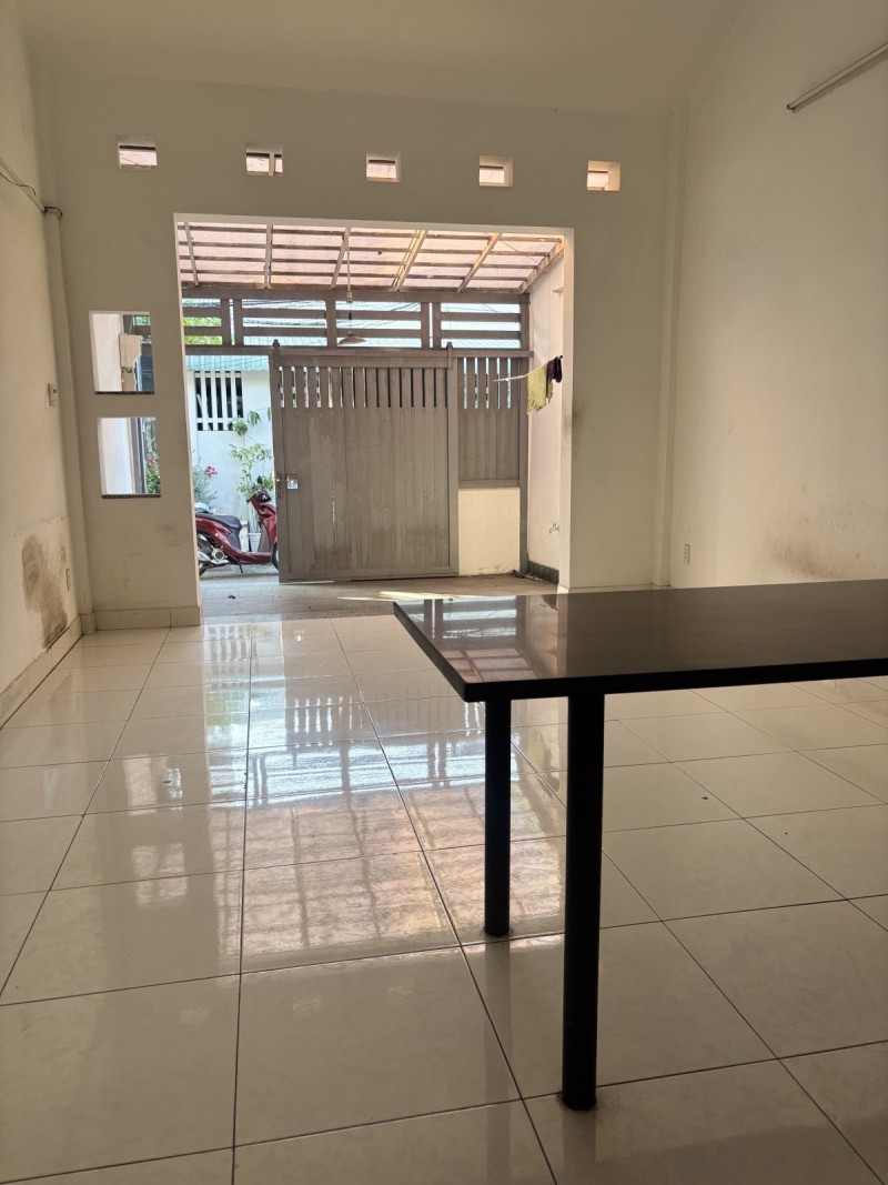 Bán nhà 105m2, 2 tầng,  Xa Lộ Hà Nội, Hiệp Phú, Q9, Thủ Đức, TP HCM. sổ đỏ chính chủ, giá 6.28 tỷ. 16019454