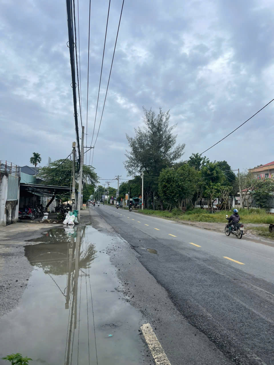CHO THUÊ MẶT BẰNG MẶT TIỀN BÙI CÔNG TRỪNG – DT RỘNG, GIÁ TỐT 16019462