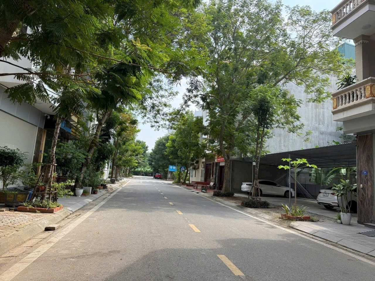 Bán đất mặt đường Ngô Sĩ Liên, khu Vạn Lộc, ph Tứ Minh, TP HD, 80m2, mt 5m, giá 3.x tỷ 16019478