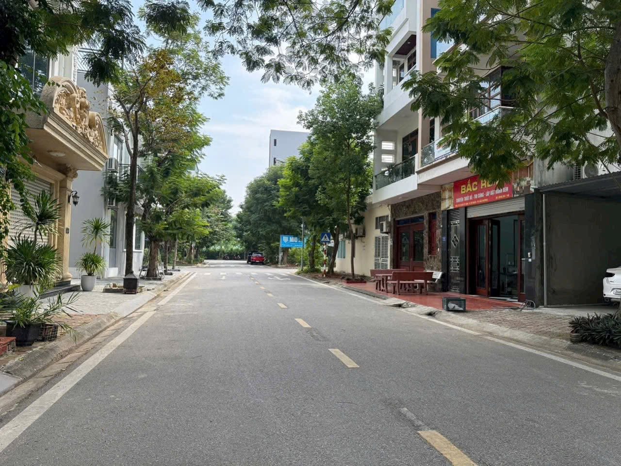 Bán đất mặt đường Ngô Sĩ Liên, khu Vạn Lộc, ph Tứ Minh, TP HD, 80m2, mt 5m, giá 3.x tỷ 16019478