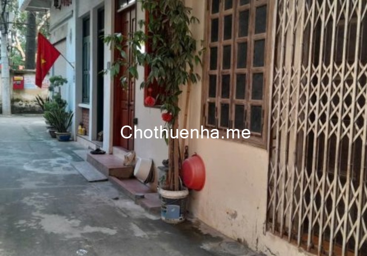 Nhà riêng cho thuê tại Nhà số 4 hẻm 40/1/40, đường Đức Thắng, phường Đông Ngạc, TP, Hà Nội 16019511