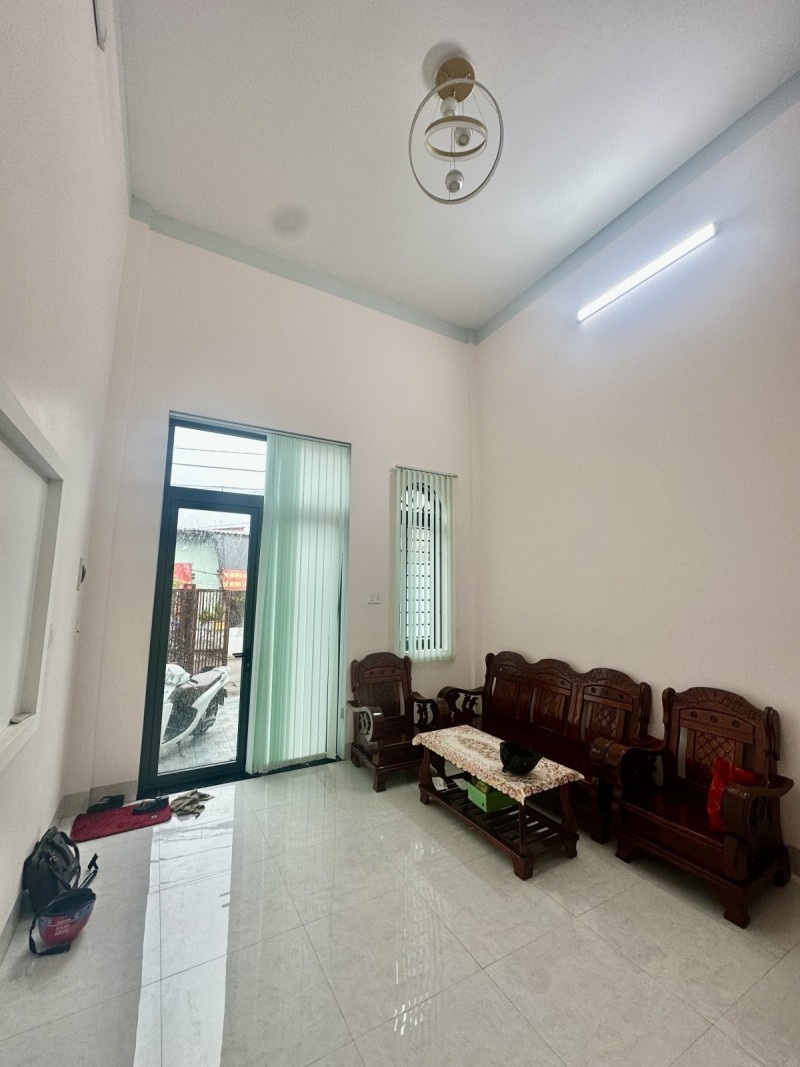 Bán nhà đường số 11, Linh Xuân, Thủ Đức, TP HCM. DT 70m2, 2 tầng, sổ hồng riêng. Giá 5 tỷ. 16019514