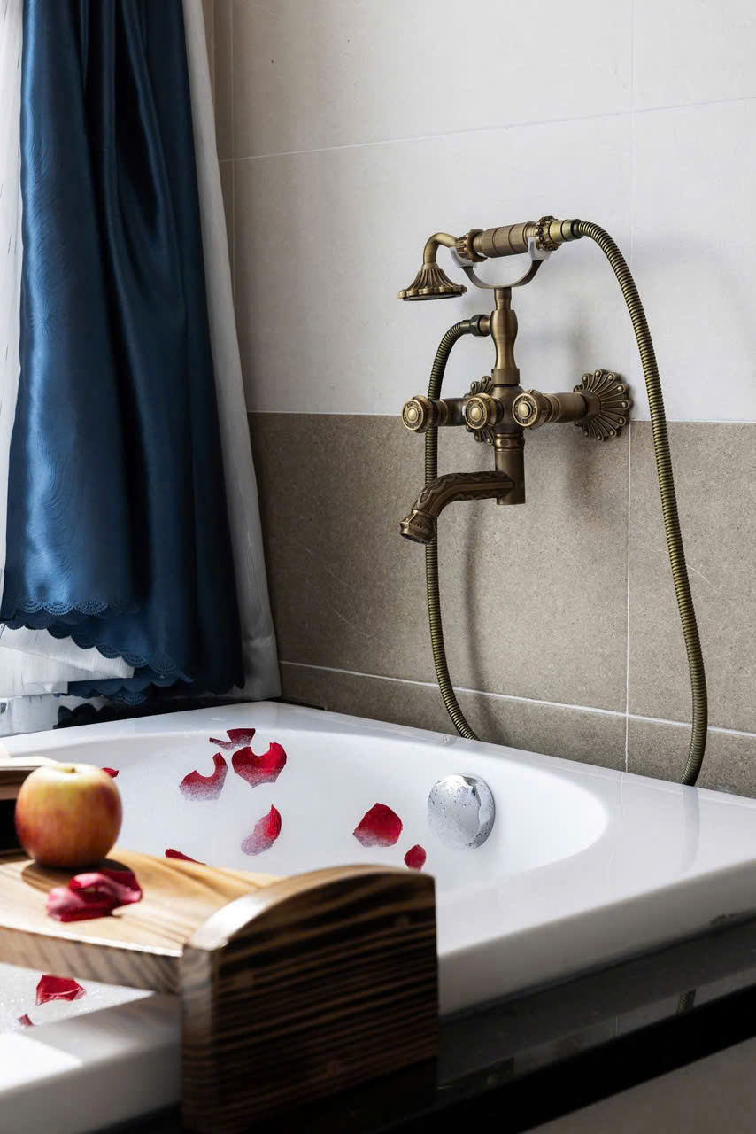 Cho thuê villa 7 phòng ngủ full nội thất cao cấp sân đậu ô tô giá 60 triệu đường Kim Đồng Đà Lạt 16019534