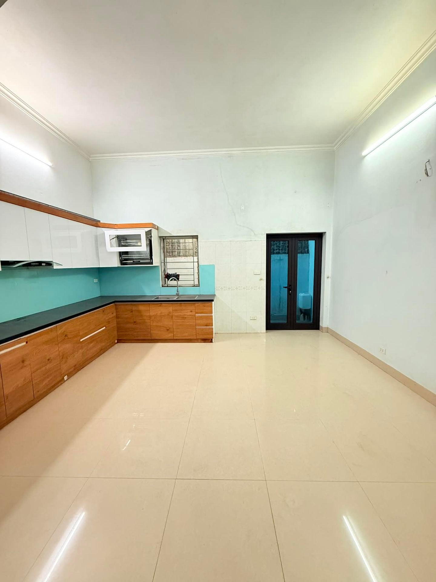 CHÍNH CHỦ HẠ 2 TỶ - BÁN NHANH NHÀ 78m 3 TẦNG CỔ LINH, ĐỐI DIỆN AEON MALL LONG BIÊN 16019543