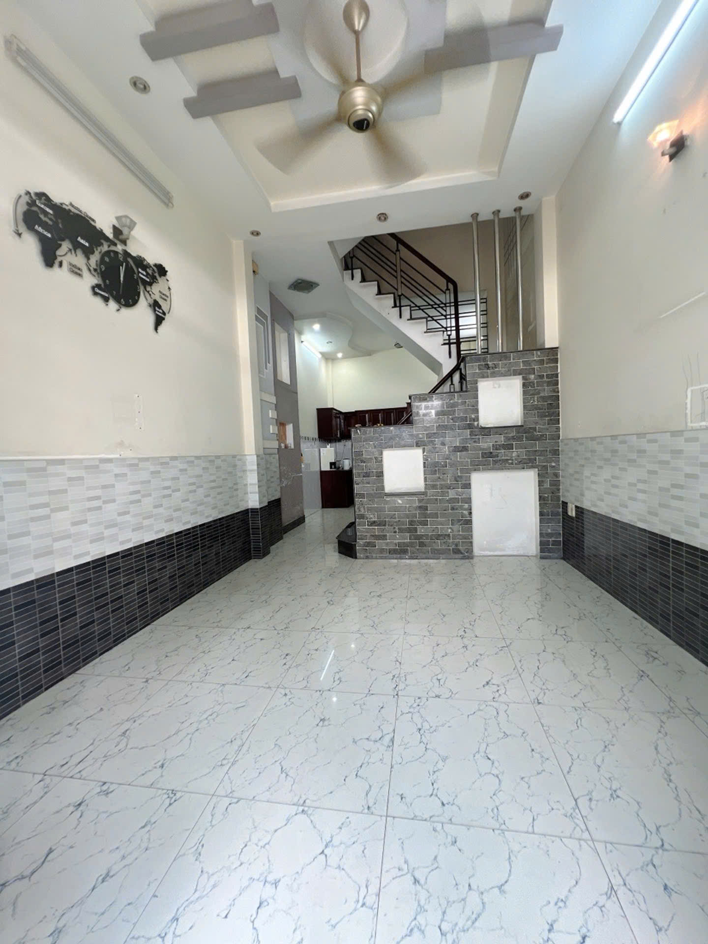 Nhà mới 4 tầng hẻm xe hơi 5m Hồng Lạc, Tân Bình, 42m2 nở hậu, 4PN, sổ chuẩn, chỉ 7,05 tỷ 16019627