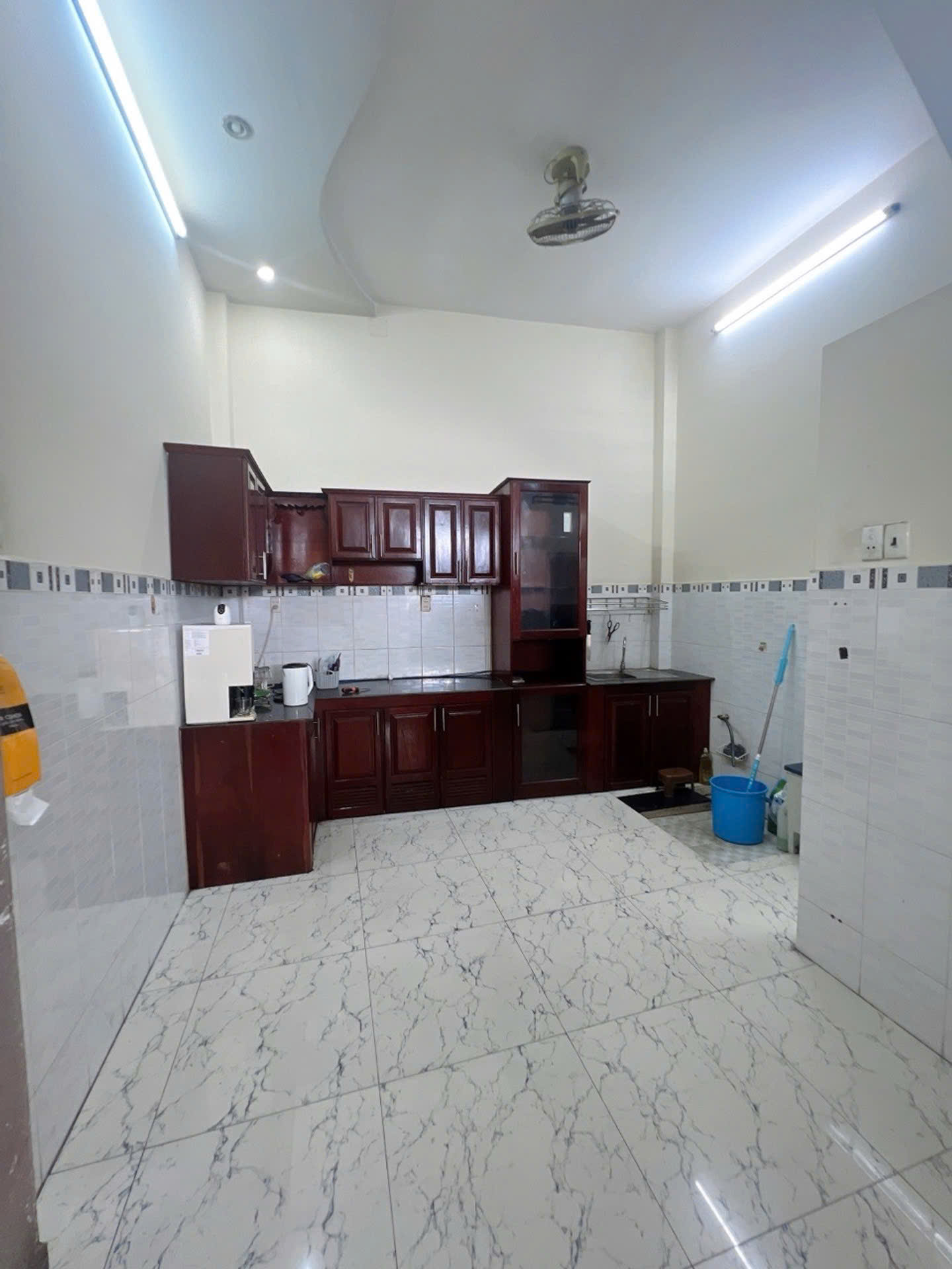 Nhà mới 4 tầng hẻm xe hơi 5m Hồng Lạc, Tân Bình, 42m2 nở hậu, 4PN, sổ chuẩn, chỉ 7,05 tỷ 16019627